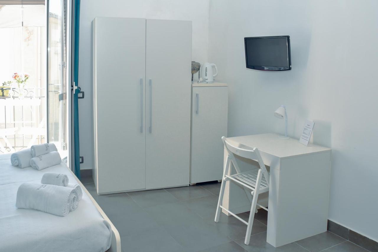 Rooms 19 - Rooms And Breakfast Palermo Zewnętrze zdjęcie